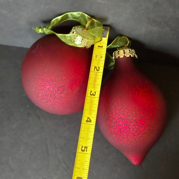 Frontgate Red Crackle Glass Christmas Ornaments Set Of 2 Matte Ball Teardrop 4" - Picture 5 of 6